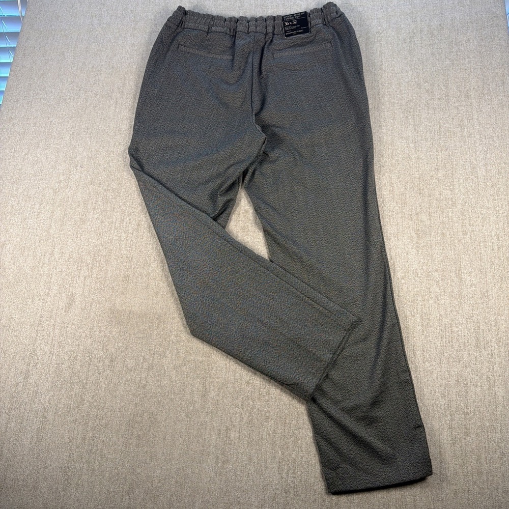 NWT Banana Republic Mason Athletic Tapered Fit Pants Mens 36x32 Rapid Movement